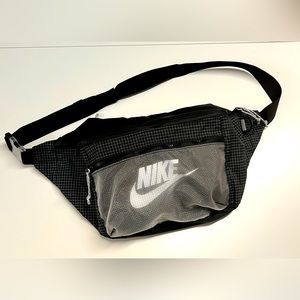 Nike large bumbag